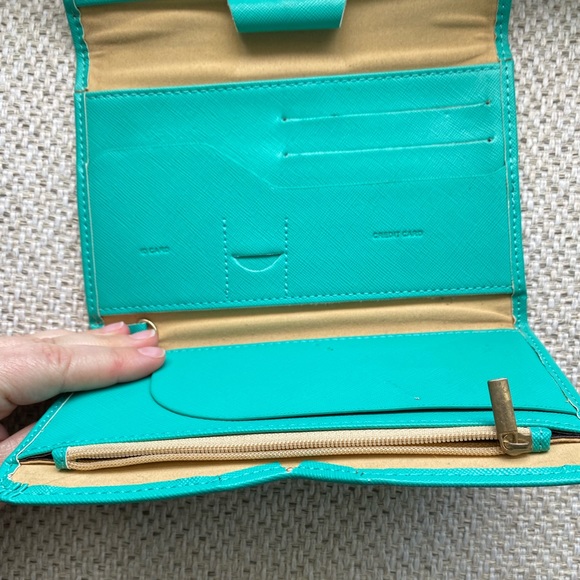 Teal Rfid Blocker Passport Holder Travel WalletComboTri-fold Travel Essential - Picture 6 of 7